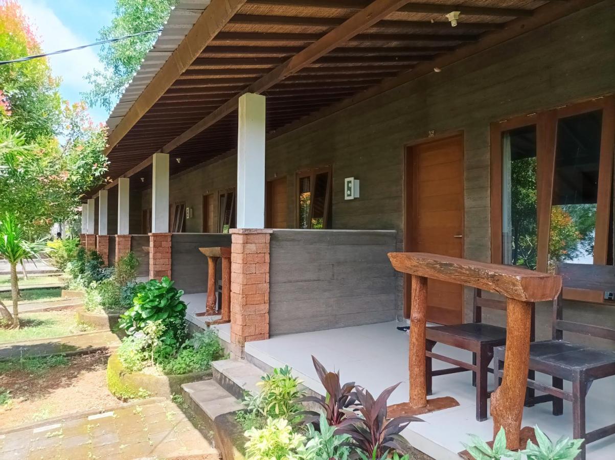 Agung Balangan Homestay 金巴兰 外观 照片